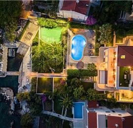 5 bedroom beachfront villa with pool on Ciova Island, Trogir, sleeps 12